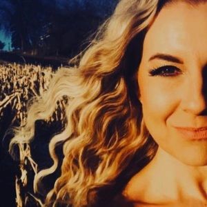 Meet your Posher, Tami